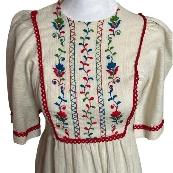 Vintage Dutchess Jr. Loungewear Long Boho Embroidered Dress - Picture 2 of 10